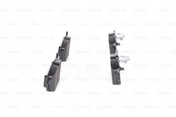 bosch-klocki-bmw-5-e60-e61-przednie-przod