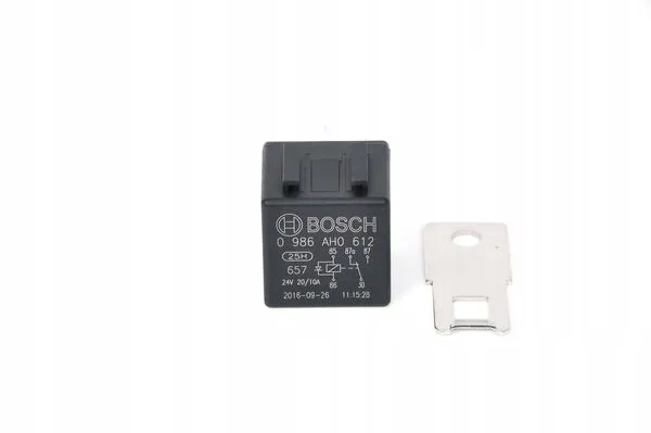 bosch-przekaznik-0986ah0612-stan-nowy