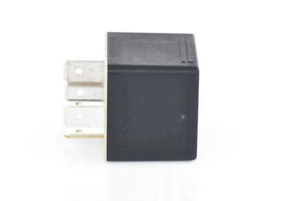bosch-przekaznik-24v-pr-0332209211-jakosc-czesci-zgodnie-z-gvo-q-oryginal-z-logo-producenta-czesci-oem-oes