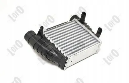 loro-003-018-0014-intercooler-audi-a4-b7-stan-nowy