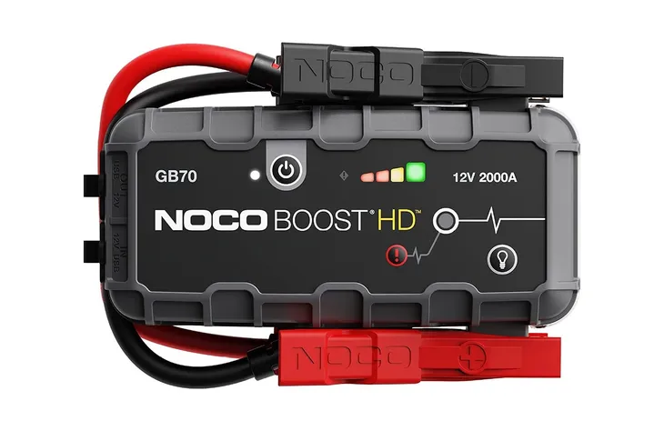 gb70-boost-12v-2000a-jump-starter