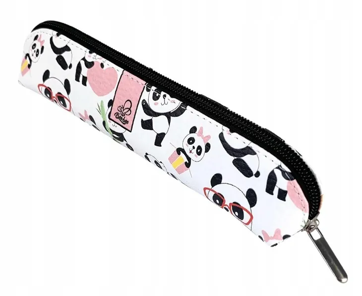 piornik-mini-pandy-at-school