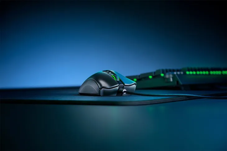 mysz-razer-deathadder-v2