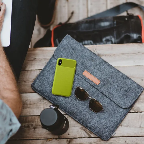 caseology-vault-case-etui-iphone-xs-max-black-przeznaczenie-uniwersalne-stan-nowy