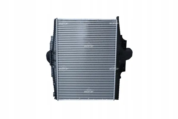 nrf-intercooler-30453-jakosc-czesci-zgodnie-z-gvo-q-oryginal-z-logo-producenta-czesci-oem-oes