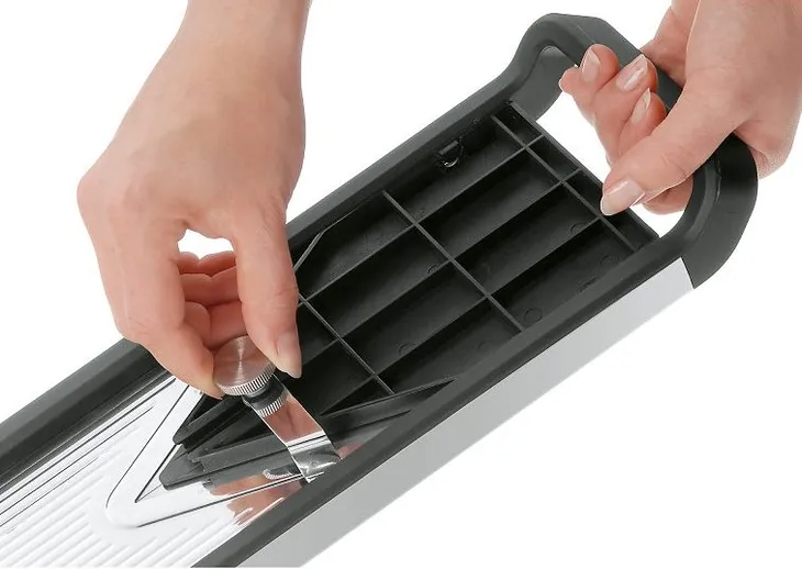 wmf-tarka-do-warzyw-top-tools-rodzaj-urzadzenie-wielofunkcyjne-material-obudowy-tworzywo-sztuczne