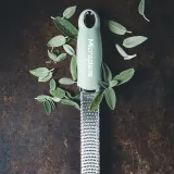tarka-premium-zester-sage-green-microplane-stan-nowy