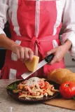 tarka-premium-zester-czarna-microplane-material-obudowy-tworzywo-sztuczne