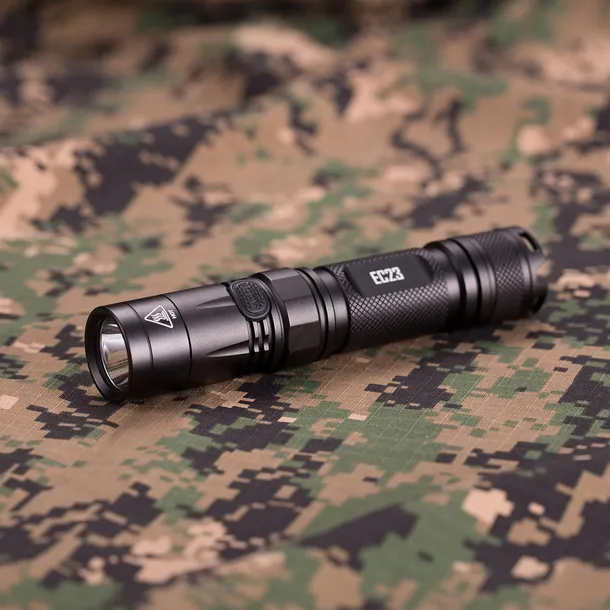 latarka-nitecore-ec23-kolor-dominujacy-czarny