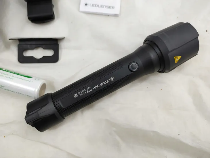 latarka-ledlenser-p6-core-zrodlo-swiatla-led