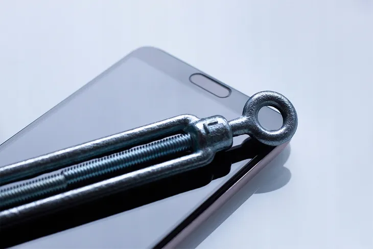 3mk-fgmax-szklo-hybrydowe-na-iphone-7plus-8plus-konstrukcja-otwory-na-czujniki-przyciski-zaokraglone-rogi