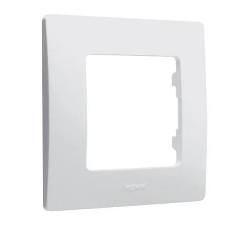 legrand-niloe-bialy-ramka-1