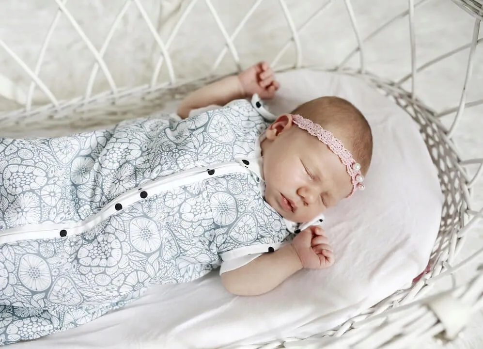 spiworek-newborn-pink-sleepee