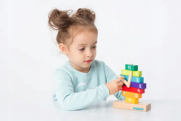 zegar-36m-cubika