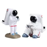 astronauta-statyw-na-telefon-stan-nowy