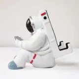 astronauta-statyw-na-telefon-stan-nowy