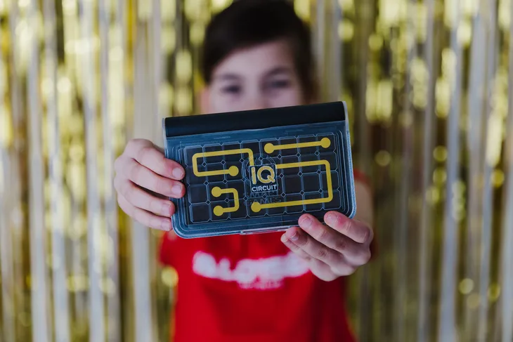 gra-smart-games-iq-circuit-material-inny