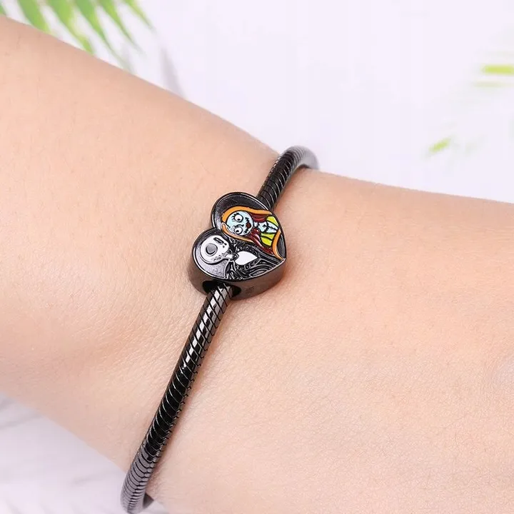 gnoce-charms-gothic-love
