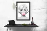 plakat-marilyn-monroe-na-plotnie-stan-nowy