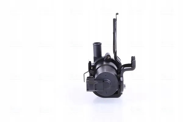 nissens-pompa-wody-831079