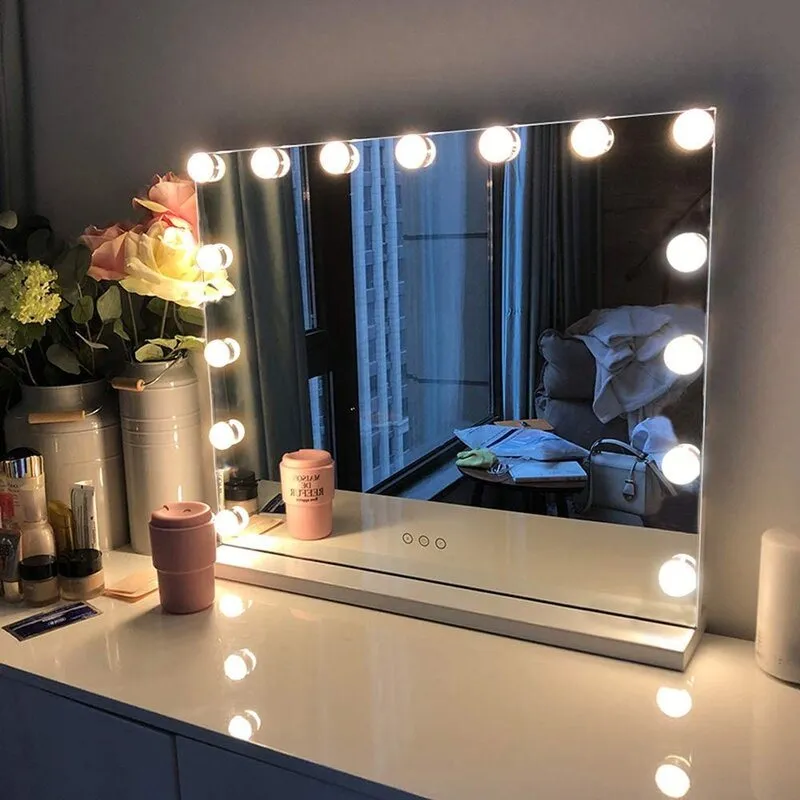 lampki-led-na-lustro-stan-nowy