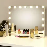 lampki-led-na-lustro-stan-nowy