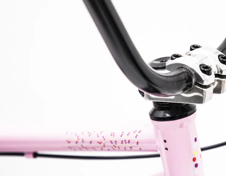 rower-bmx-academy-entrant-bright-pink-black-stan-nowy-rozmiar-ramy-195-cala