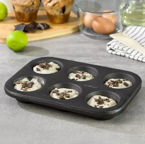 forma-zeliwna-do-babeczek-muffinek-na-babeczki-muffinki-6-szt-zeliwo-rodzaj-do-muffinek