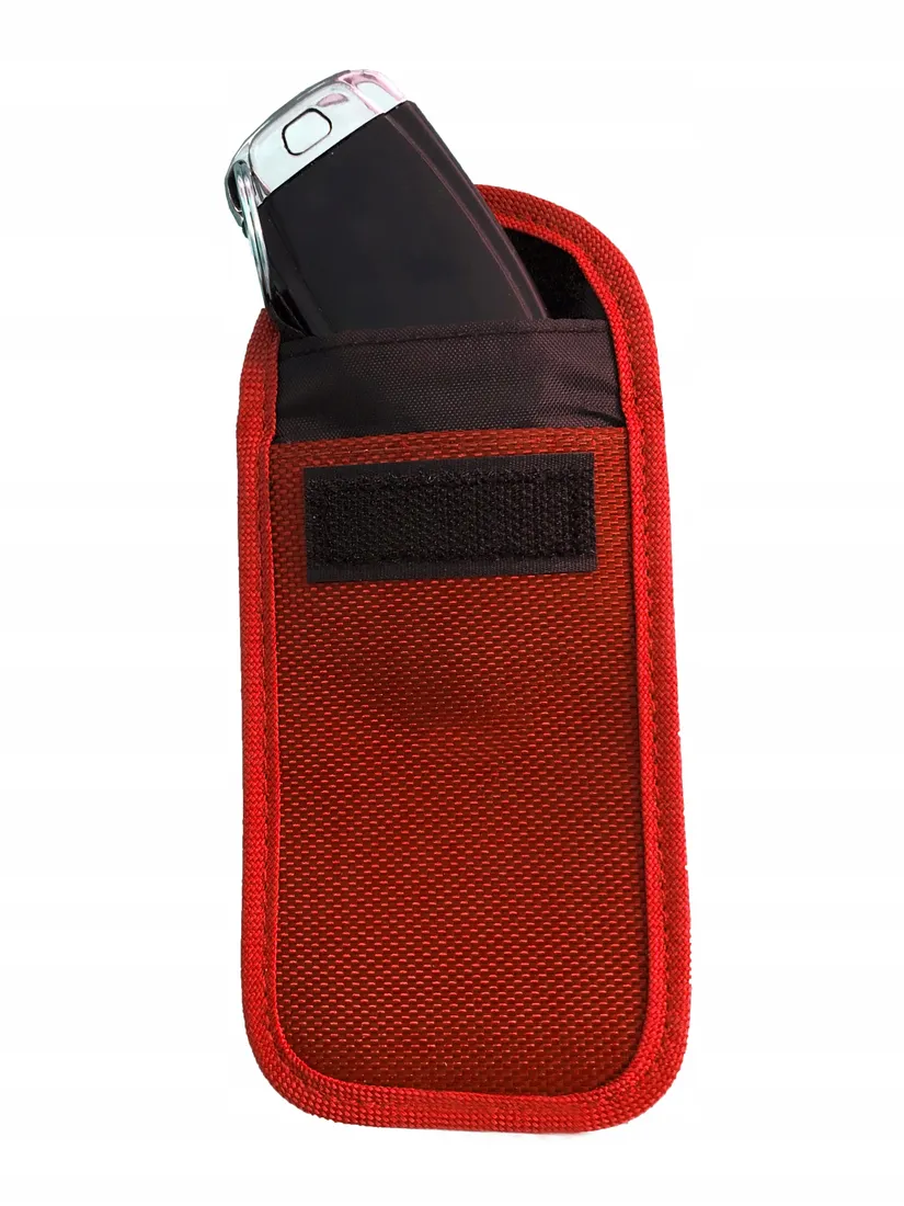 etui-na-kluczyki-samochodowe-pudelko-keyless-zabezpieczenie-auta-protector