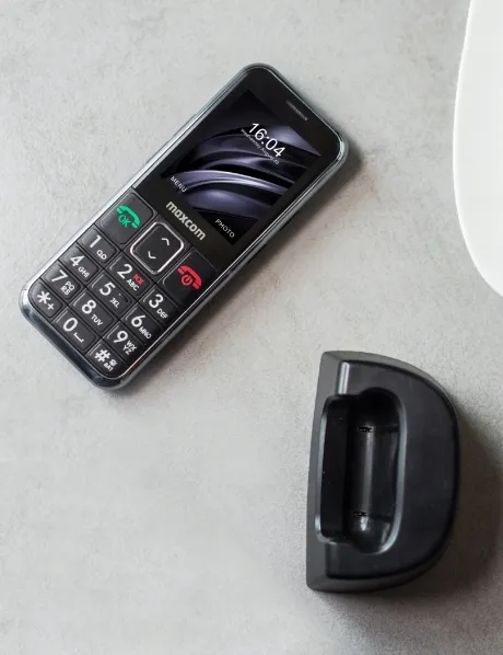 telefon-komorkowy-maxcom-mm730-stan-nowy