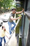 ryobi-wielofunkcyjna-opalarka-elektryczna-2000w-600c-dwa-tryby-ehg2000-wydatek-powietrza-500-l-min
