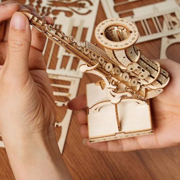 robotime-drewniane-puzzle-3d-saksofon-marka-robotime
