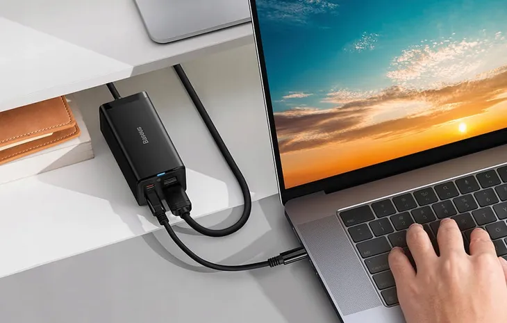 baseus-ladowarka-gan5-pro-2xusb-c-usb-hdmi-67w-kolor-czarny