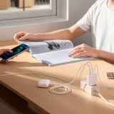 baseus-compact-ladowarka-17w-3xusb-biala-ccxj-kolor-bialy