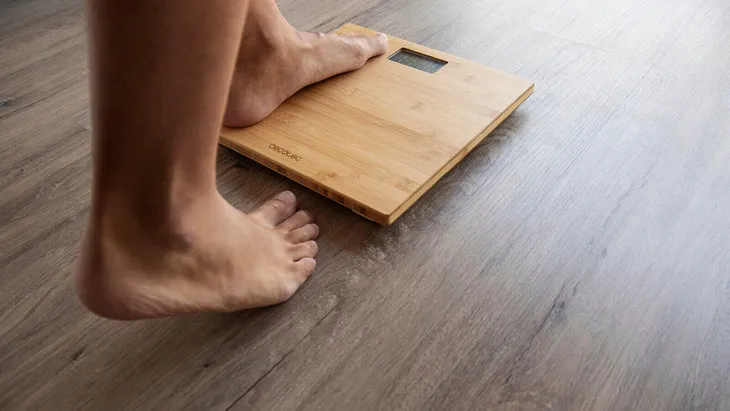 cecotec-surface-precision-9300-healthy-waga-cyfrow-marka-cecotec