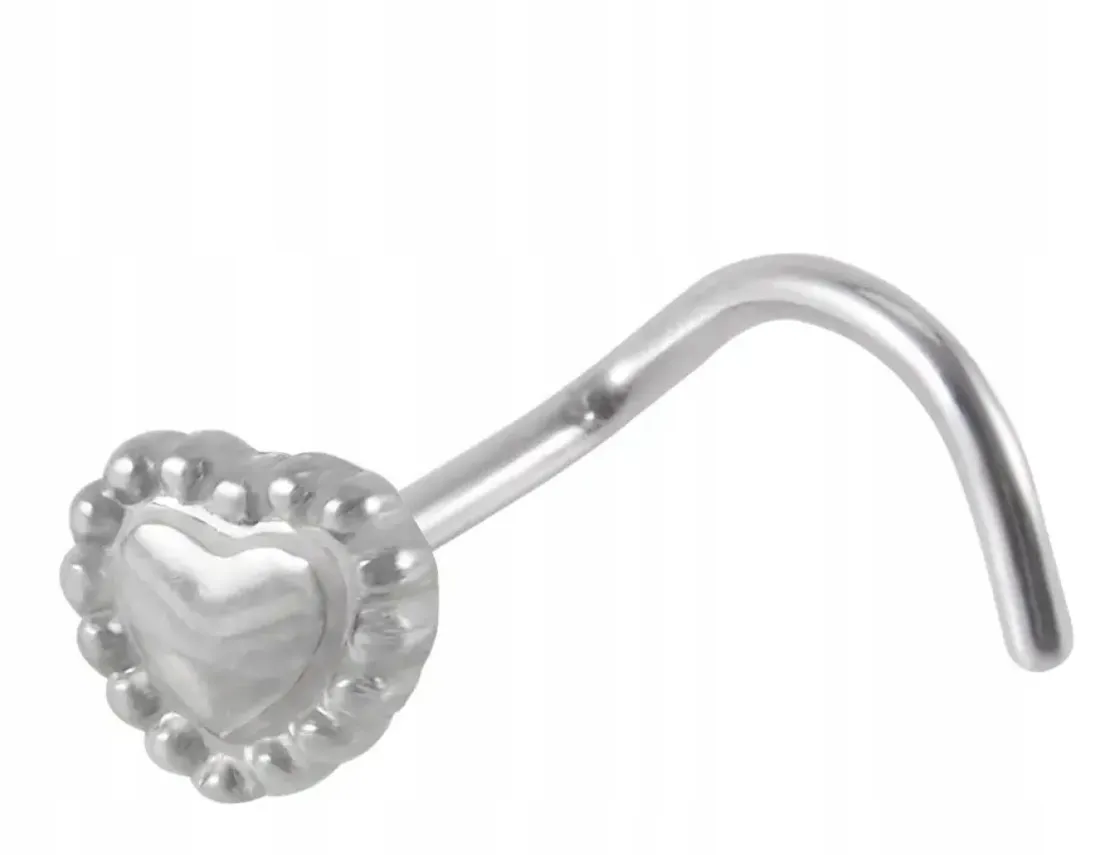 kolczyk-do-nosa-serce-serduszko-piercing-nostril