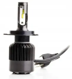 zarowka-h4-led-motocykl-skuter-6000k-5000lm-mocna