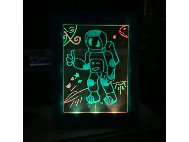 magic-pad-magiczny-tablet-led-tablica-znikopis