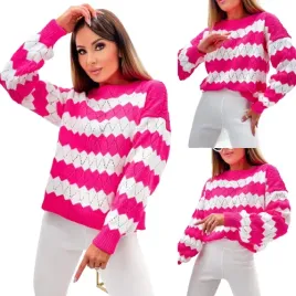 stylowy-sweter-w-paski