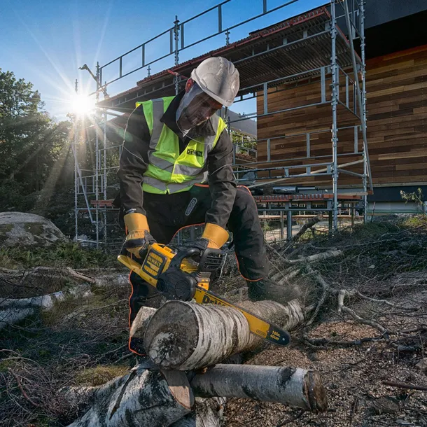 dewalt-flexvolt-dcm575x1-pilarka-lancuchowa-marka-dewalt