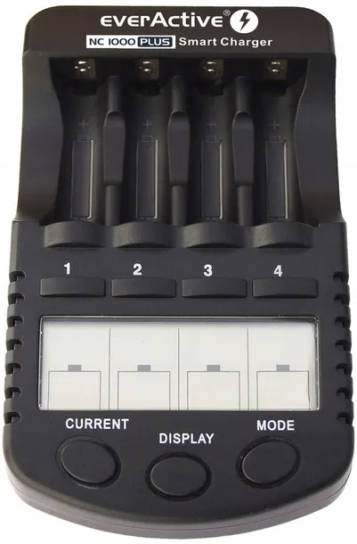 ladowarka-do-akumulatorkow-baterii-aa-aaa-lcd-szybka-4-niezalezne-kanaly-model-nc-1000-plus