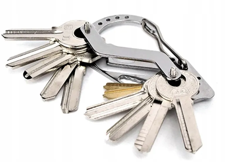 karabinczyk-brelok-wielofunkcyjny-multitool-klucz-stan-nowy