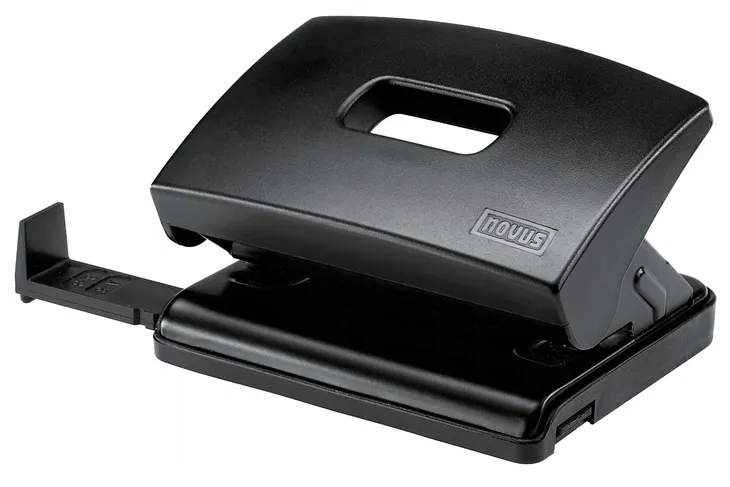 dziurkacz-c216-czarny-rodzaj-biurkowy