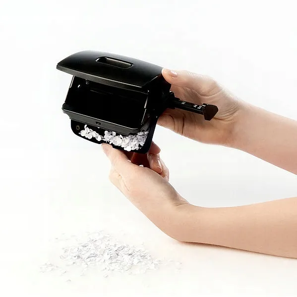 dziurkacz-c216-czarny-stan-opakowania-oryginalne