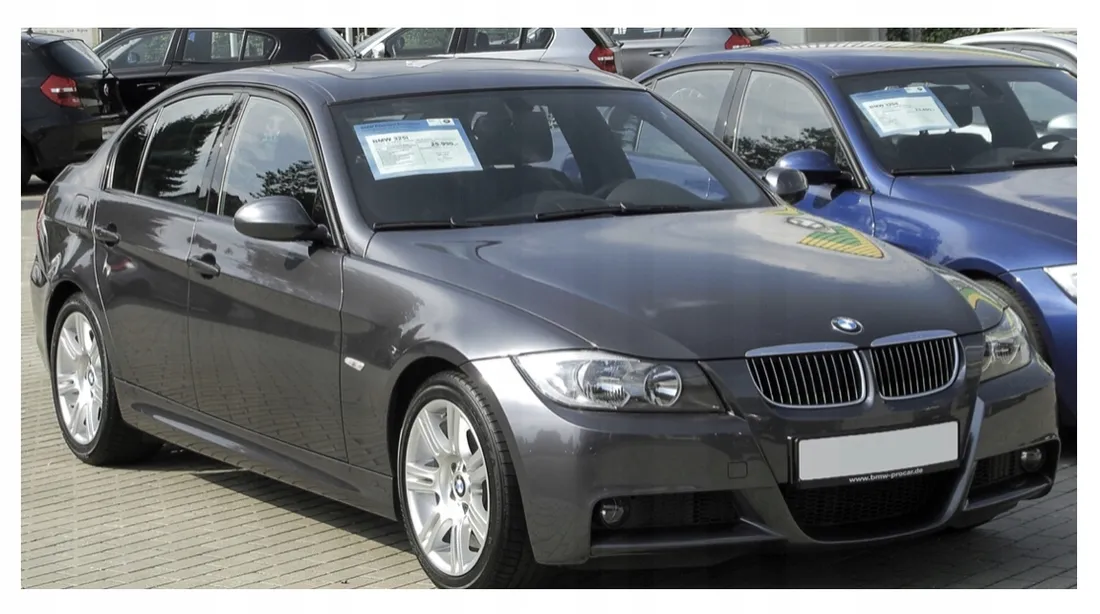nerki-grill-czarny-polysk-bmw-e90-e91-04-07-sedan-stan-nowy