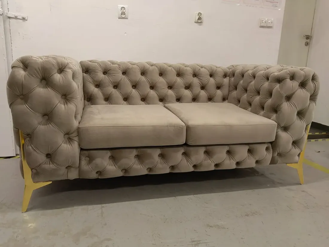 sofa-chesterfield-lester