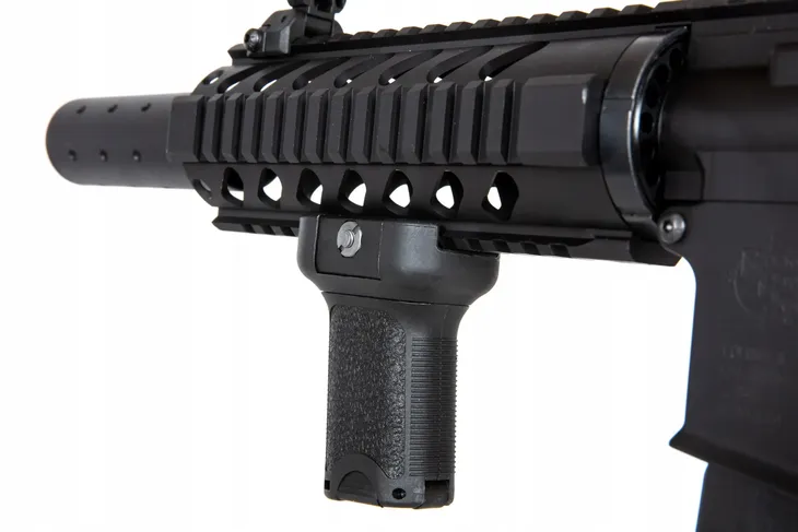 replika-karabinka-sa-e11-edge-light-ops-stock-zasilanie-elektryczne-marka-specna-arms