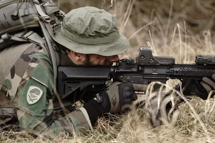 karabin-sa-b03-saec-specna-arms-zasilanie-elektryczne-stan-opakowania-oryginalne