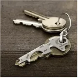 multitool-na-klucze-keytool-8w1-brelok-keytool-narzedzia-otwieracz-do-kapsli-otwieracz-do-puszek-srubokret-krzyzakowy