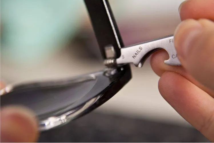 multitool-na-klucze-keytool-8w1-brelok-keytool